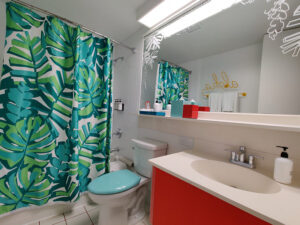 Shoreline Hotel