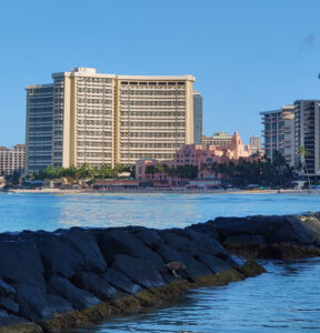 Waikiki Beach am Morgen