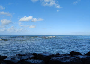Waikiki Beach am Morgen