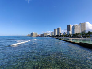 Waikiki Beach am Morgen