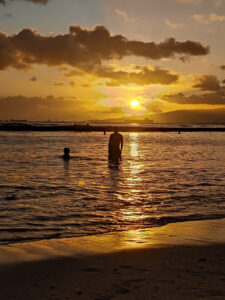 Sonnenuntergang am Waikiki Beach