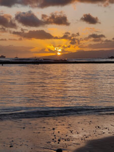 Sonnenuntergang am Waikiki Beach