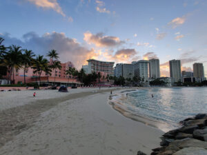 Morgens am Waikiki Beach