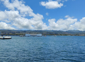 Blick auf das U.S.S. Arizona Memorial