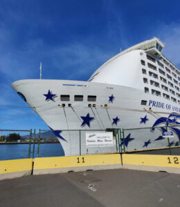 Pride of America in Kahului
