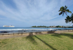 Pride of America / Kona