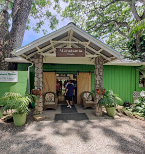 Tropical Farms Macadmia Nut Outlet