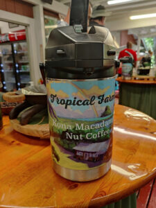 Tropical Farms Macadmia Nut Outlet
