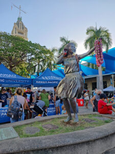 Aloha ´Oe Statue
