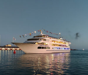 lokales Dinnerboat