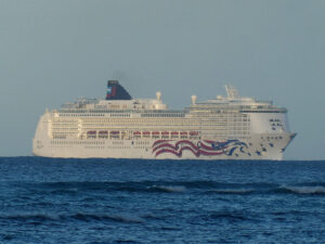 Pride of America / Honolulu