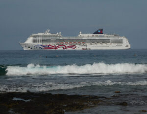 Pride of America / Kona