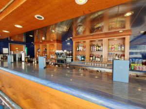 Waves Bar