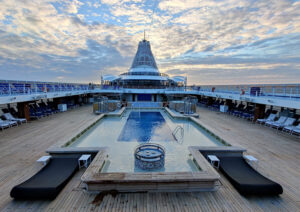 Pooldeck
