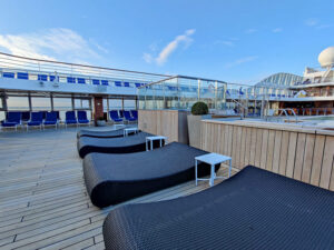 Pooldeck