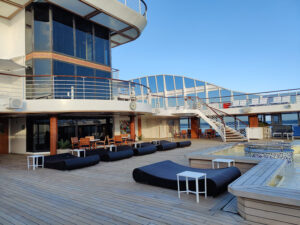 Pooldeck