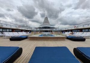 Pooldeck