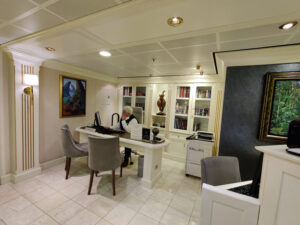 Concierge Lounge