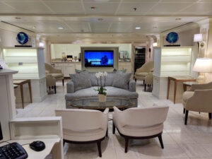 Concierge Lounge