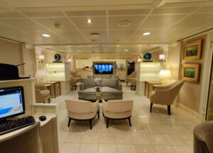 Concierge Lounge