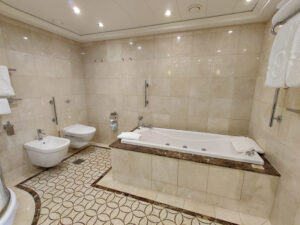 Oceania Suite 12011