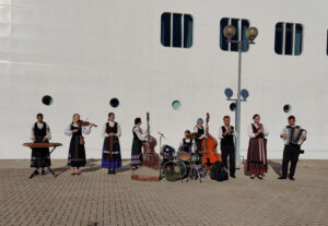 Begrüßung mit Volksmusik