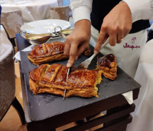Bar en Croute et Sauce Beurre Blanc