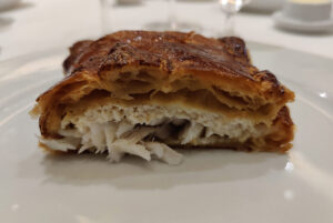 Bar en Croute et Sauce Beurre Blanc