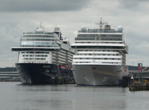 Mein Schiff 1 und Marina