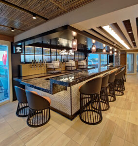 Luna Bar