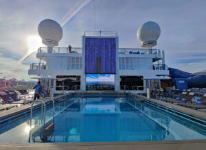 Pooldeck