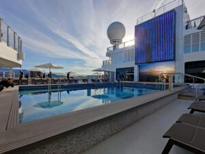 Pooldeck