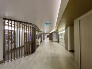 Shops & Boutiques Deck 8