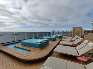 Infinity Beach rechts