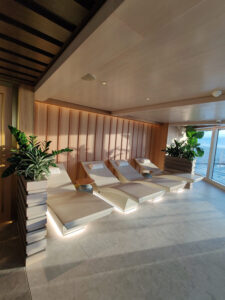 Thermal Lounge