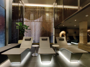 Thalasso-Therapy-Pool