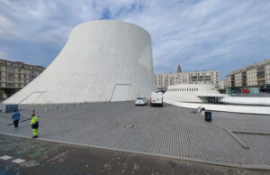 Le Volcan an der Place Auguste Peret