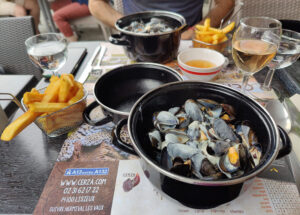 Moules Frites au Roquefort