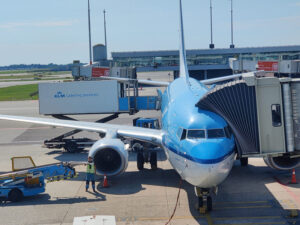 KL 1795 AMS - MUC