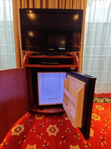 TV und Minibar