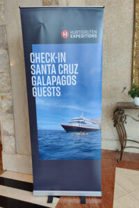 Infostand von Hurtigruten Expeditions