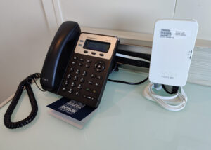 Kabinentelefon und Router