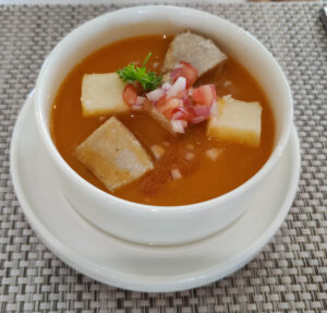 Galapagos-Thunfisch-Zwiebelsuppe