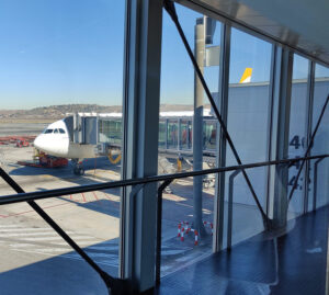 unser Flugzeug beim Aussteigen
