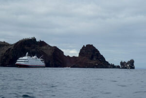 Santa Cruz II vor Buccaneer Cove