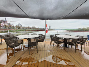 Outdoor Restaurant Riverside