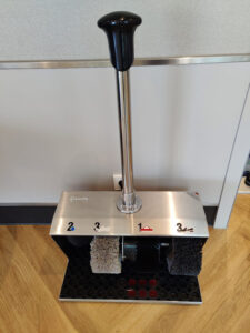 Schuhputzmaschine