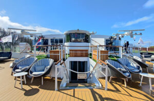 Captain´s View