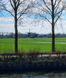 Holland und Windmühlen