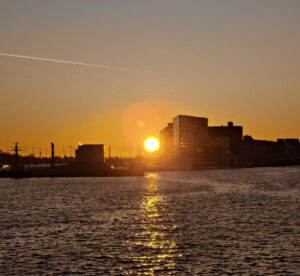 Sonnenaufgang in Amsterdam